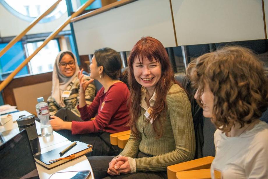 EnterpriseWOMEN - women in lecture theatre