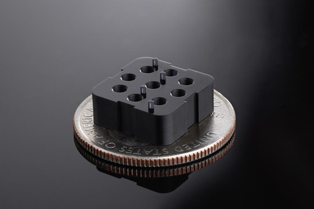 carbon 3d print connector from IPFL