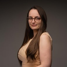 Iulia Motok portrait photo