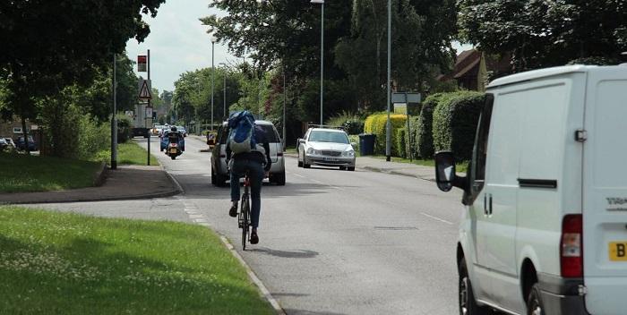 Cambridge road showing cyclist and traffic