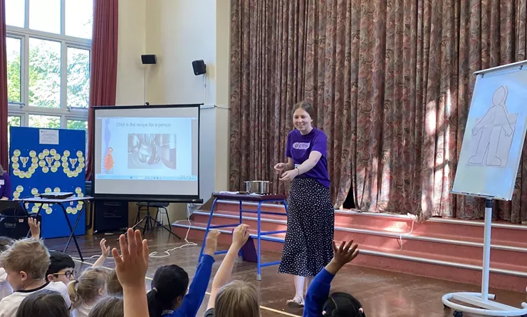 Elizabeth teaching pupils about DNA and genetics