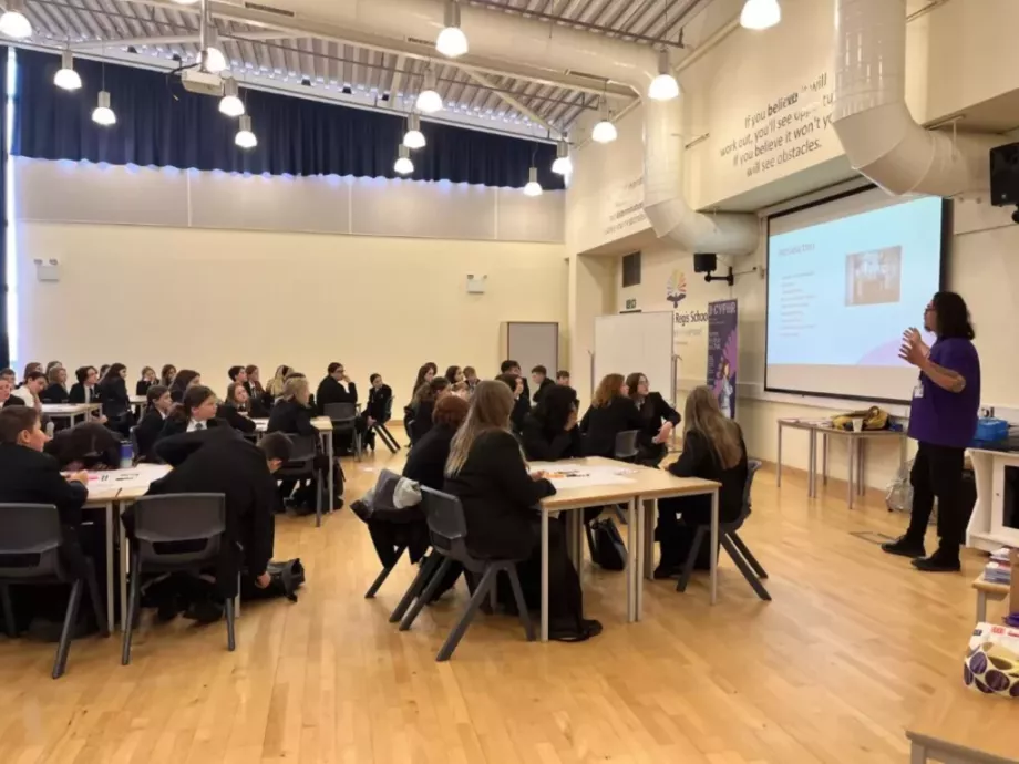 George Cowan of Anna Freud Participation Team delivers workshop to The Regis School pupils