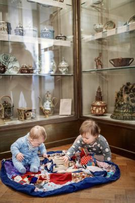 Kids in Fitzwilliam Museum © Martin Bond